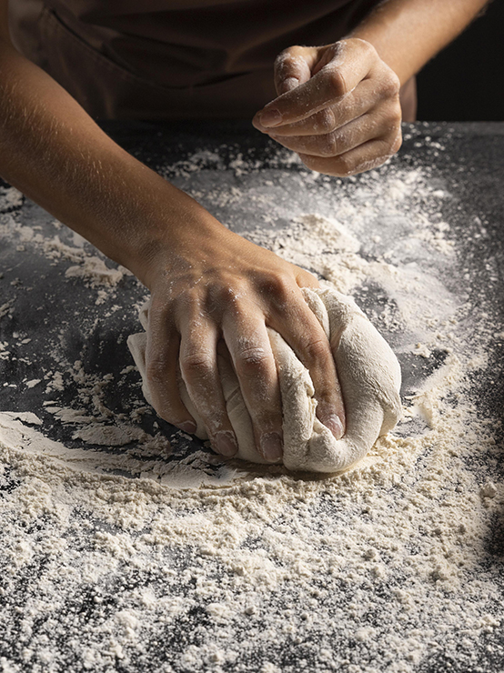 Naples is renowned not only for its architectural beauty and vibrant culture, but also for its extraordinary cuisine.